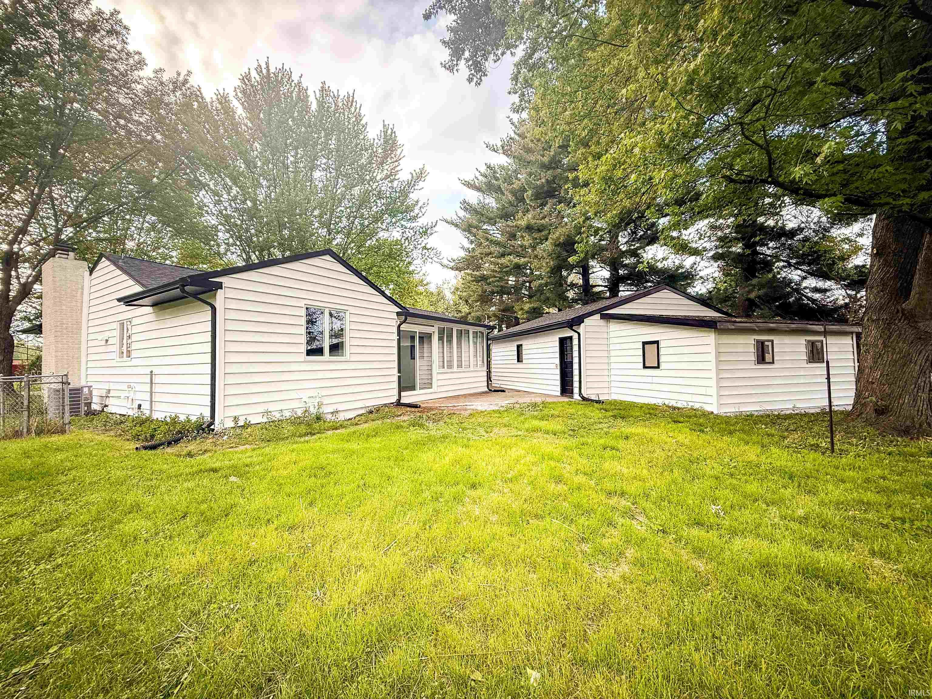 23598 Arlene Avenue Elkhart IN 46517