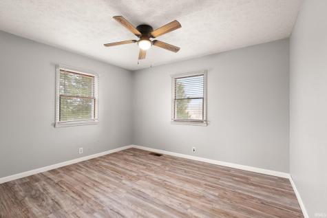 9869 S Honey Creek Road Hardinsburg IN 47125