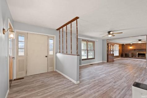 9869 S Honey Creek Road Hardinsburg IN 47125