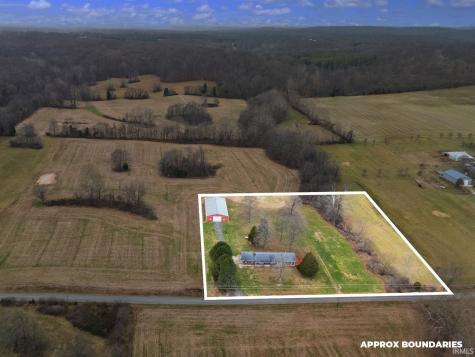 9869 S Honey Creek Road Hardinsburg IN 47125