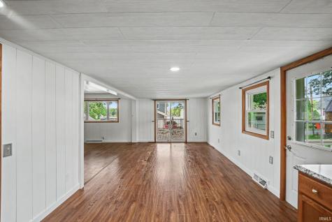 3097 E Stahl Road Monon IN 47959