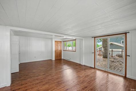 3097 E Stahl Road Monon IN 47959