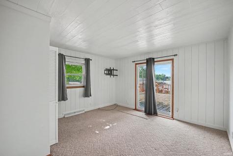 3097 E Stahl Road Monon IN 47959