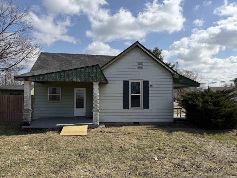 420 Worthington Street Worthington IN 47471
