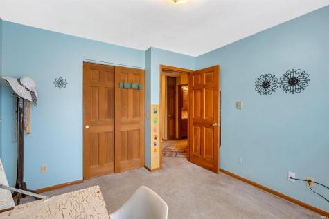 2008 Stoney Hurst Bend Huntington IN 46750