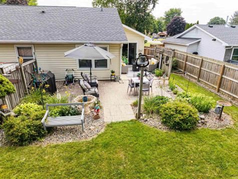 2008 Stoney Hurst Bend Huntington IN 46750