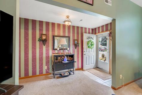 2008 Stoney Hurst Bend Huntington IN 46750