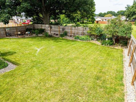 2008 Stoney Hurst Bend Huntington IN 46750