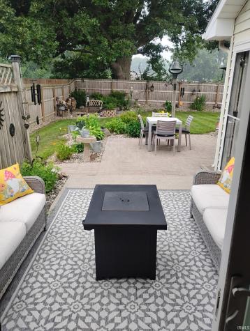 2008 Stoney Hurst Bend Huntington IN 46750