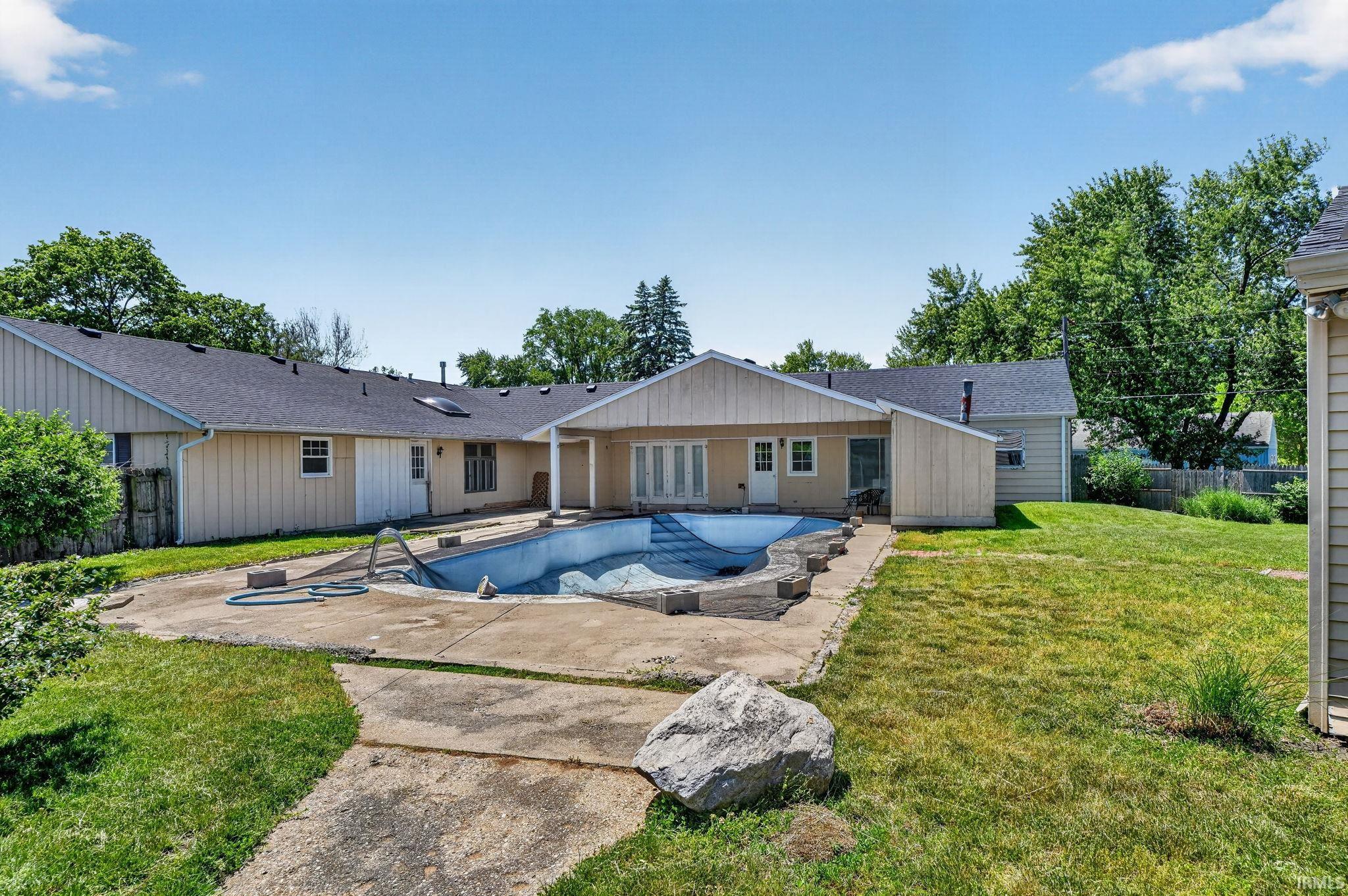 1501 Viking Drive South Bend IN 46628