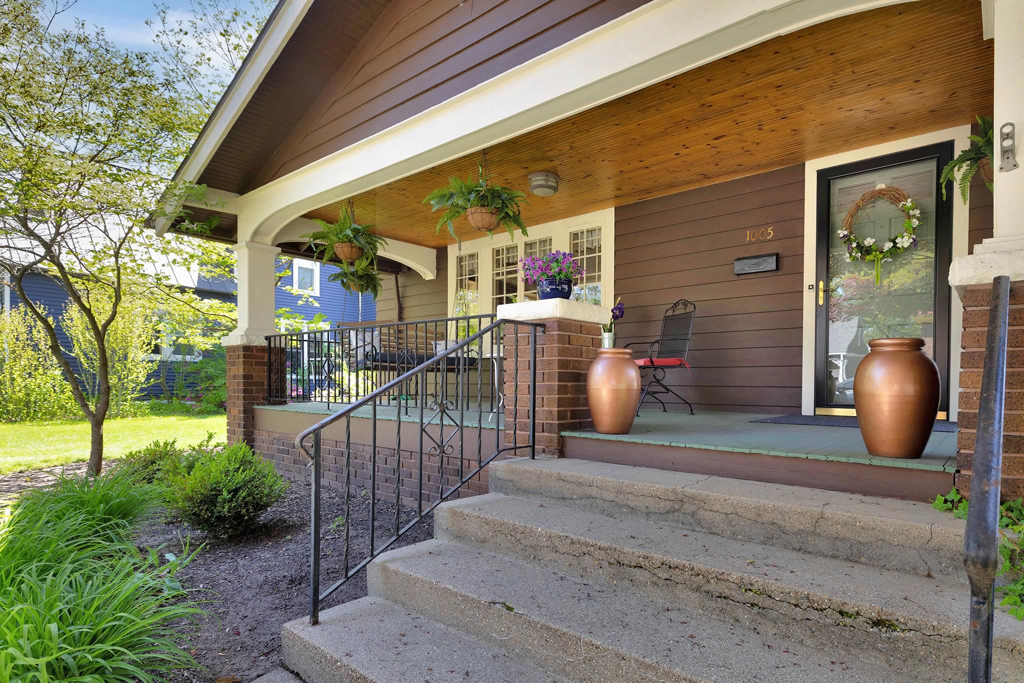 1005 S 8th Street Goshen IN 46526