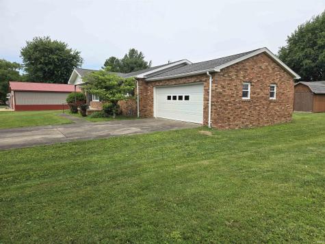 306 Eastgate Drive Vincennes IN 47591