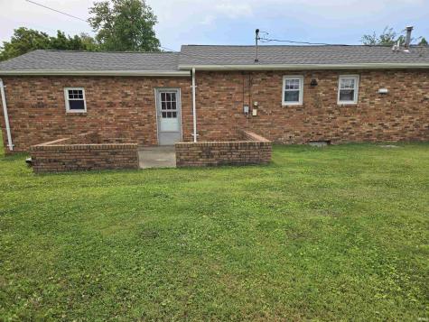 306 Eastgate Drive Vincennes IN 47591