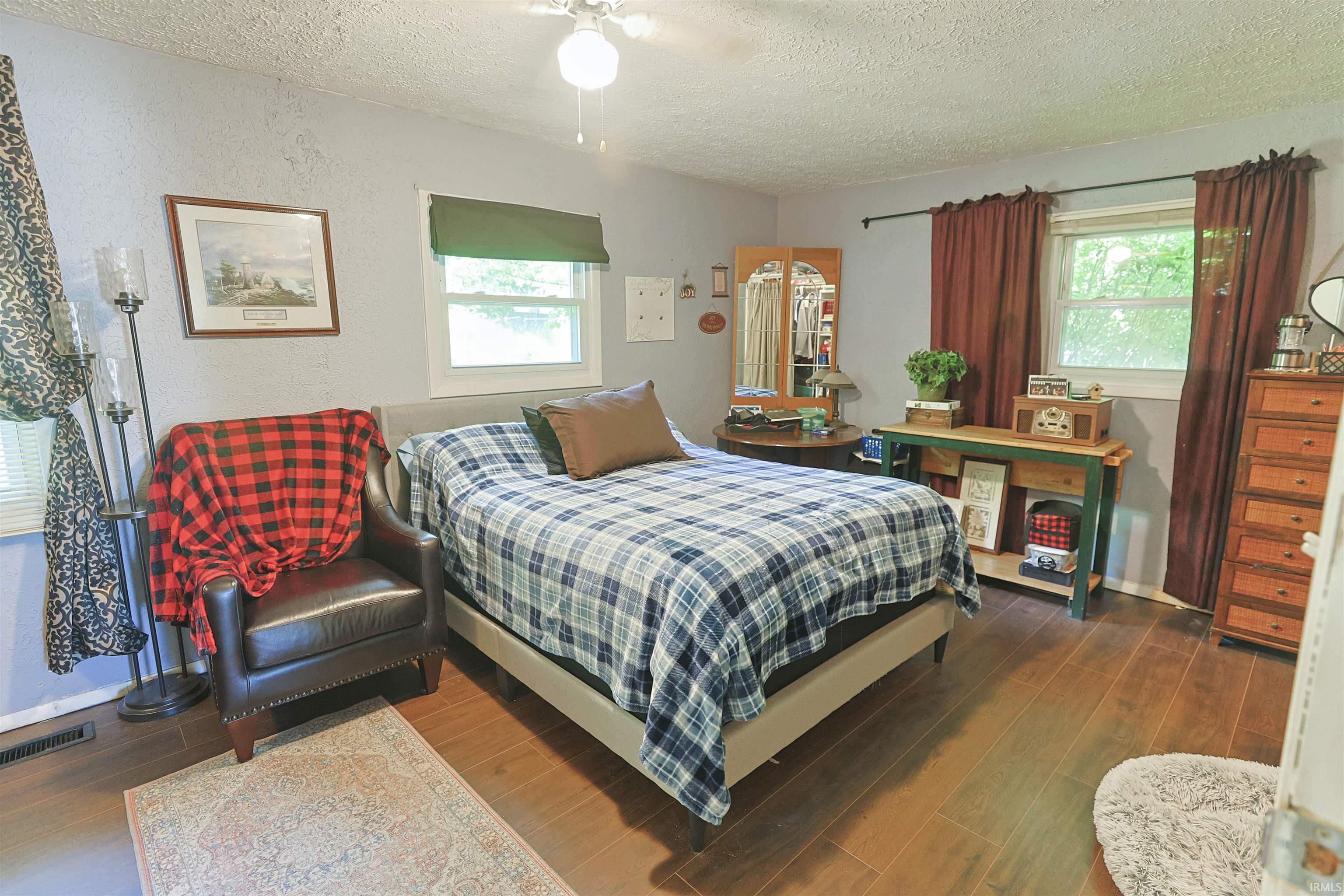 2116 Pershing Street South Bend IN 46628