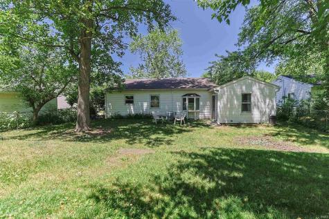 2116 Pershing Street South Bend IN 46628