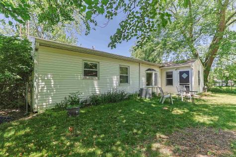 2116 Pershing Street South Bend IN 46628