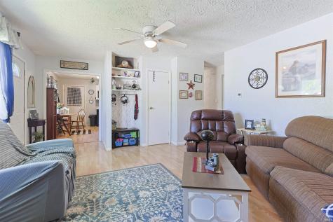 2116 Pershing Street South Bend IN 46628