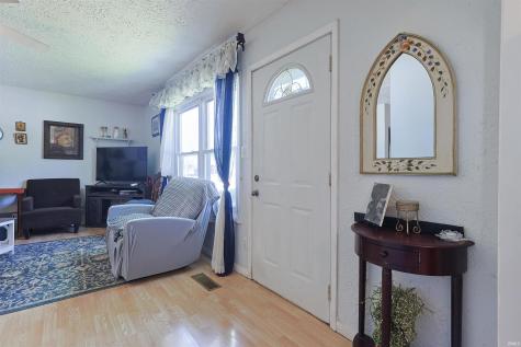 2116 Pershing Street South Bend IN 46628