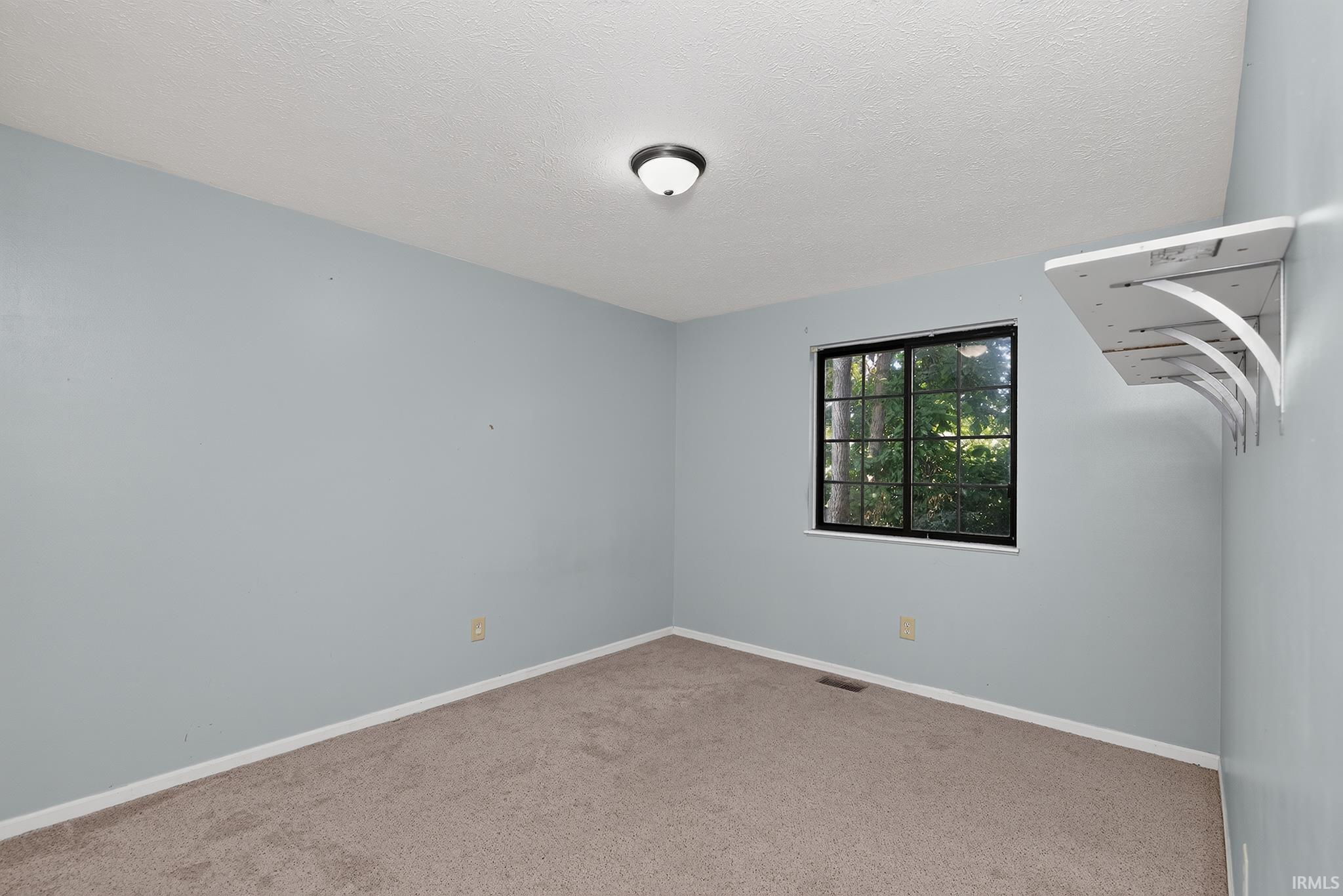 3601 Naples Court Elkhart IN 46514