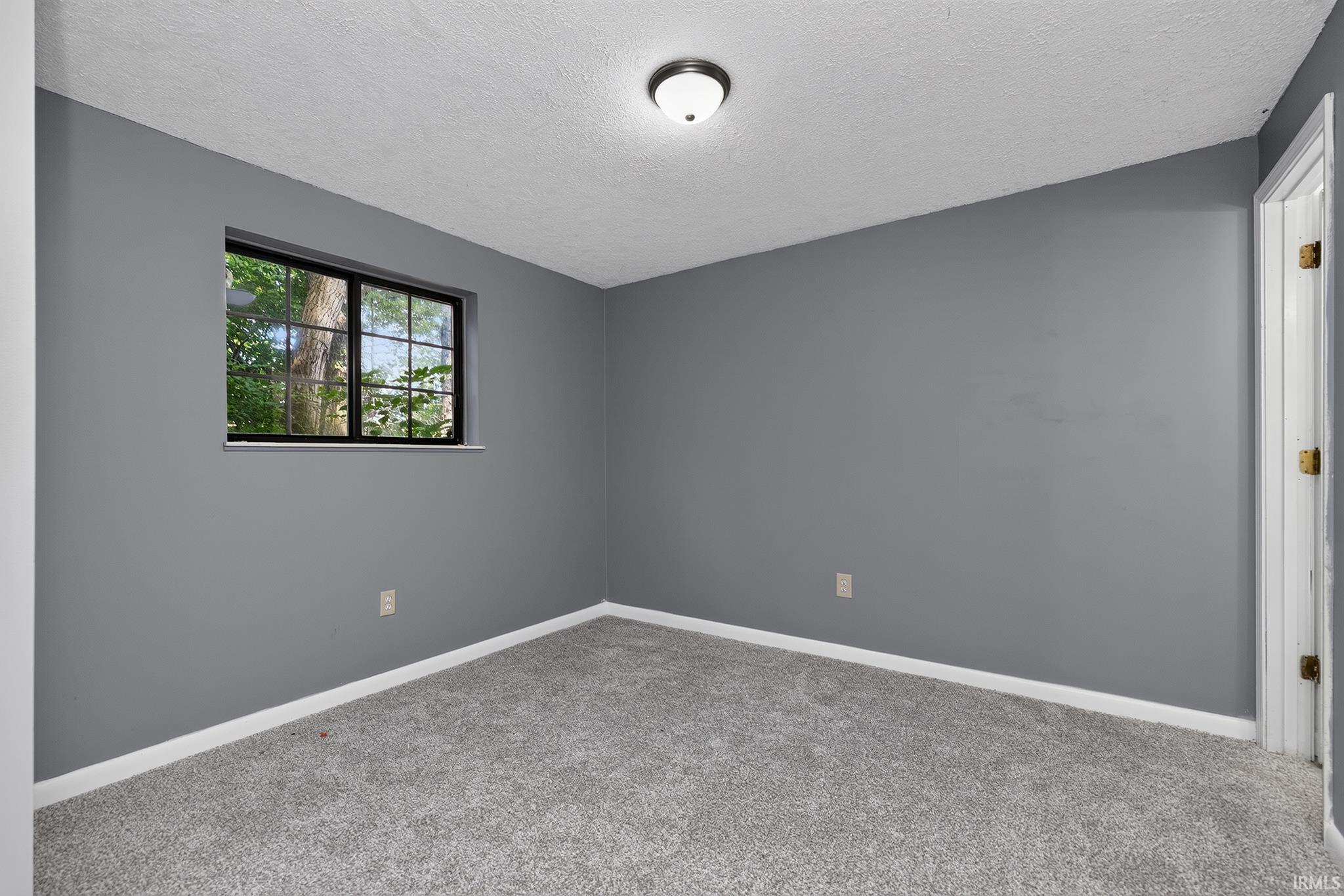 3601 Naples Court Elkhart IN 46514