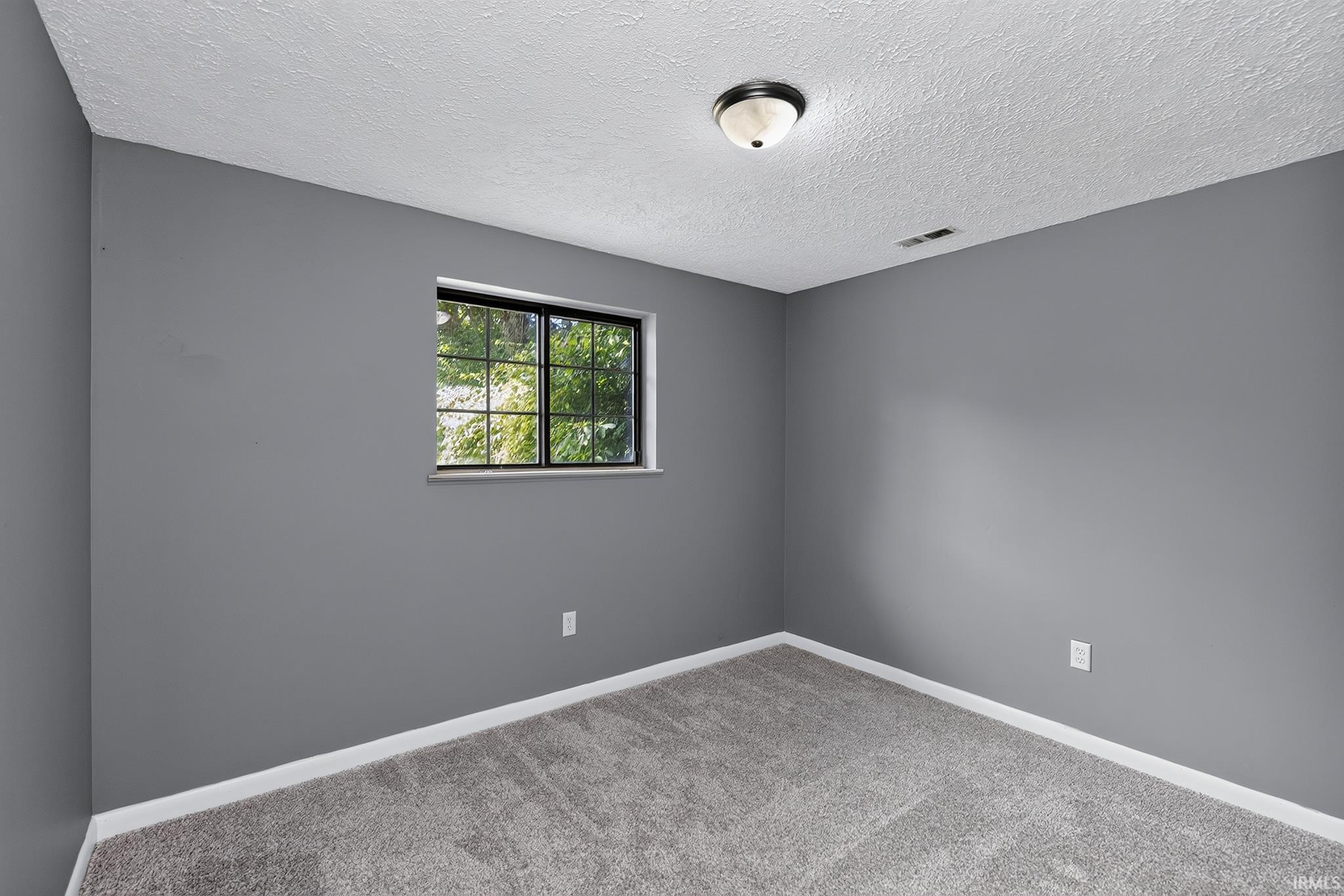 3601 Naples Court Elkhart IN 46514