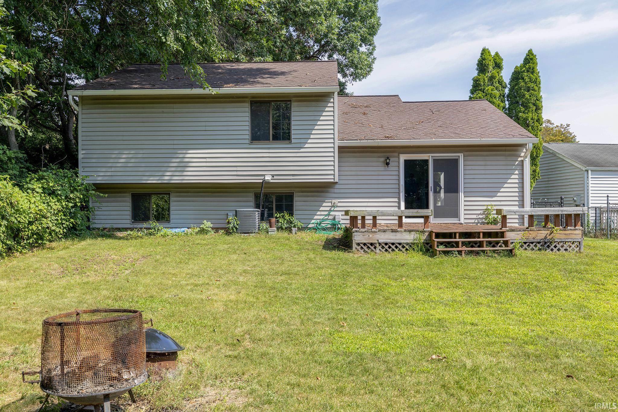 3601 Naples Court Elkhart IN 46514