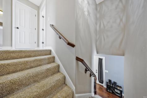 8825 Hartwell Drive Evansville IN 47725