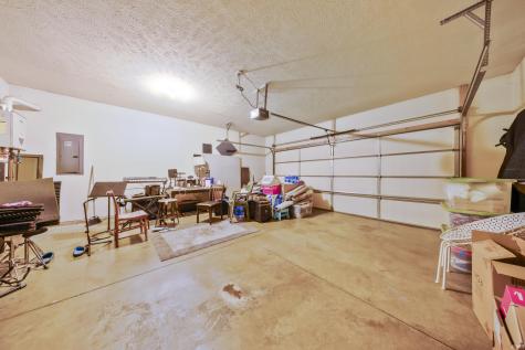 8825 Hartwell Drive Evansville IN 47725