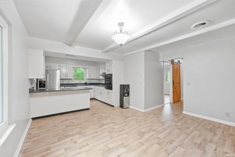 10335 Wayne Trace Fort Wayne IN 46816