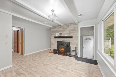 10335 Wayne Trace Fort Wayne IN 46816