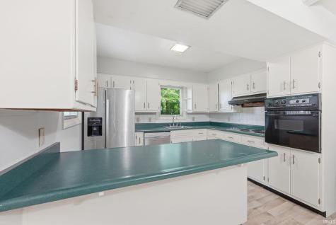 10335 Wayne Trace Fort Wayne IN 46816