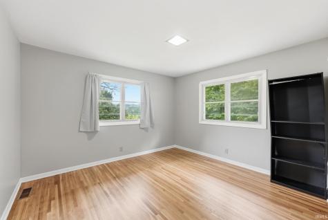 10335 Wayne Trace Fort Wayne IN 46816