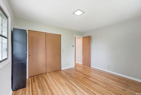 10335 Wayne Trace Fort Wayne IN 46816