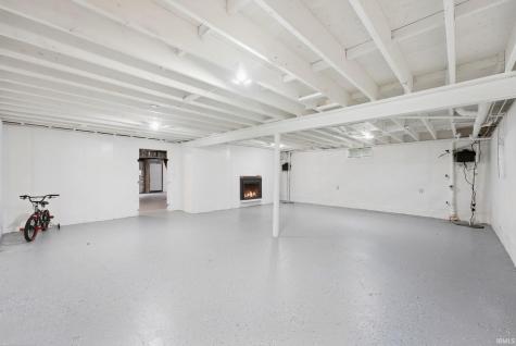 10335 Wayne Trace Fort Wayne IN 46816