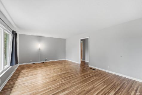10335 Wayne Trace Fort Wayne IN 46816