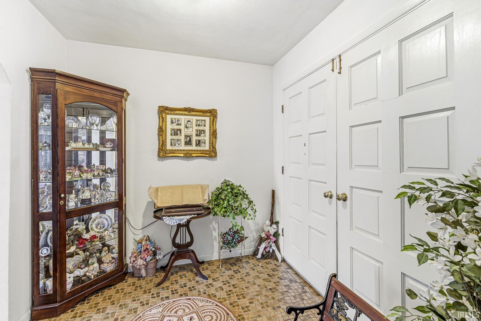 404 Terry Lane Mishawaka IN 46544