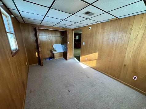 300 N 9th Street Petersburg IN 47567