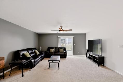 1102 W Limestone Way Fortville IN 46040