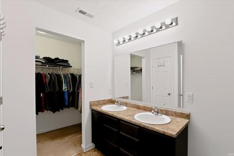 1102 W Limestone Way Fortville IN 46040