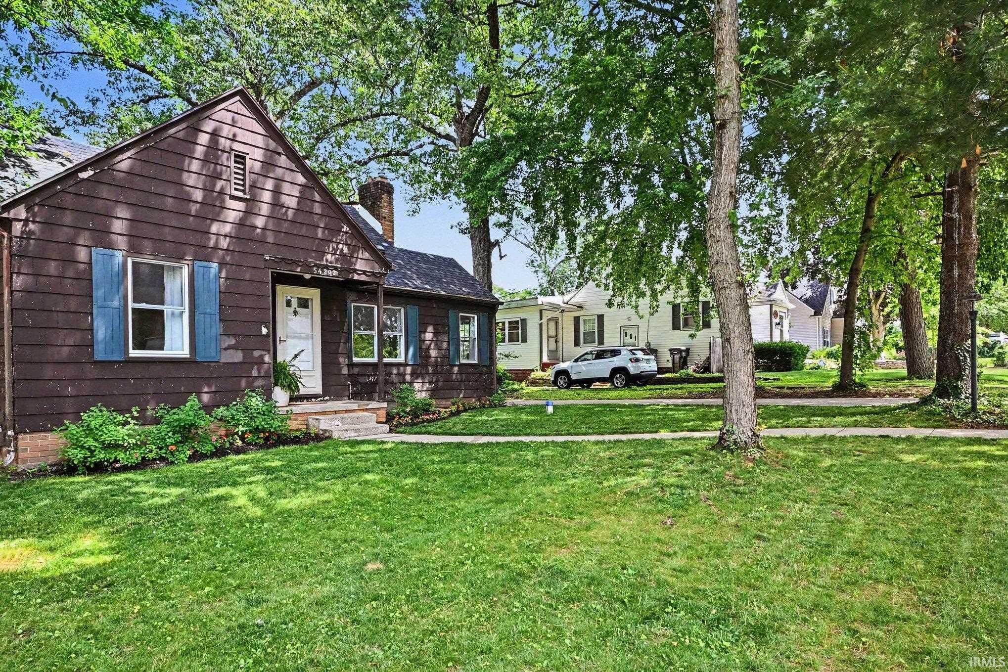 54202 27th Street South Bend IN 46635