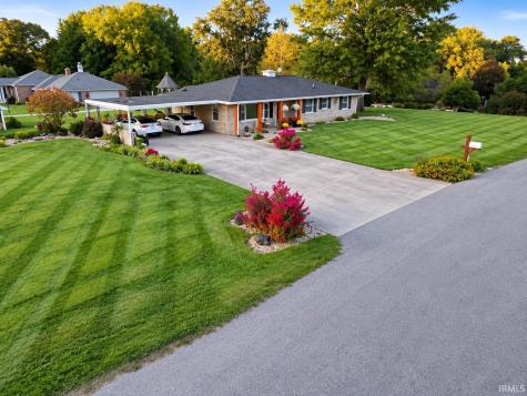 3021 Manor Drive Vincennes IN 47591