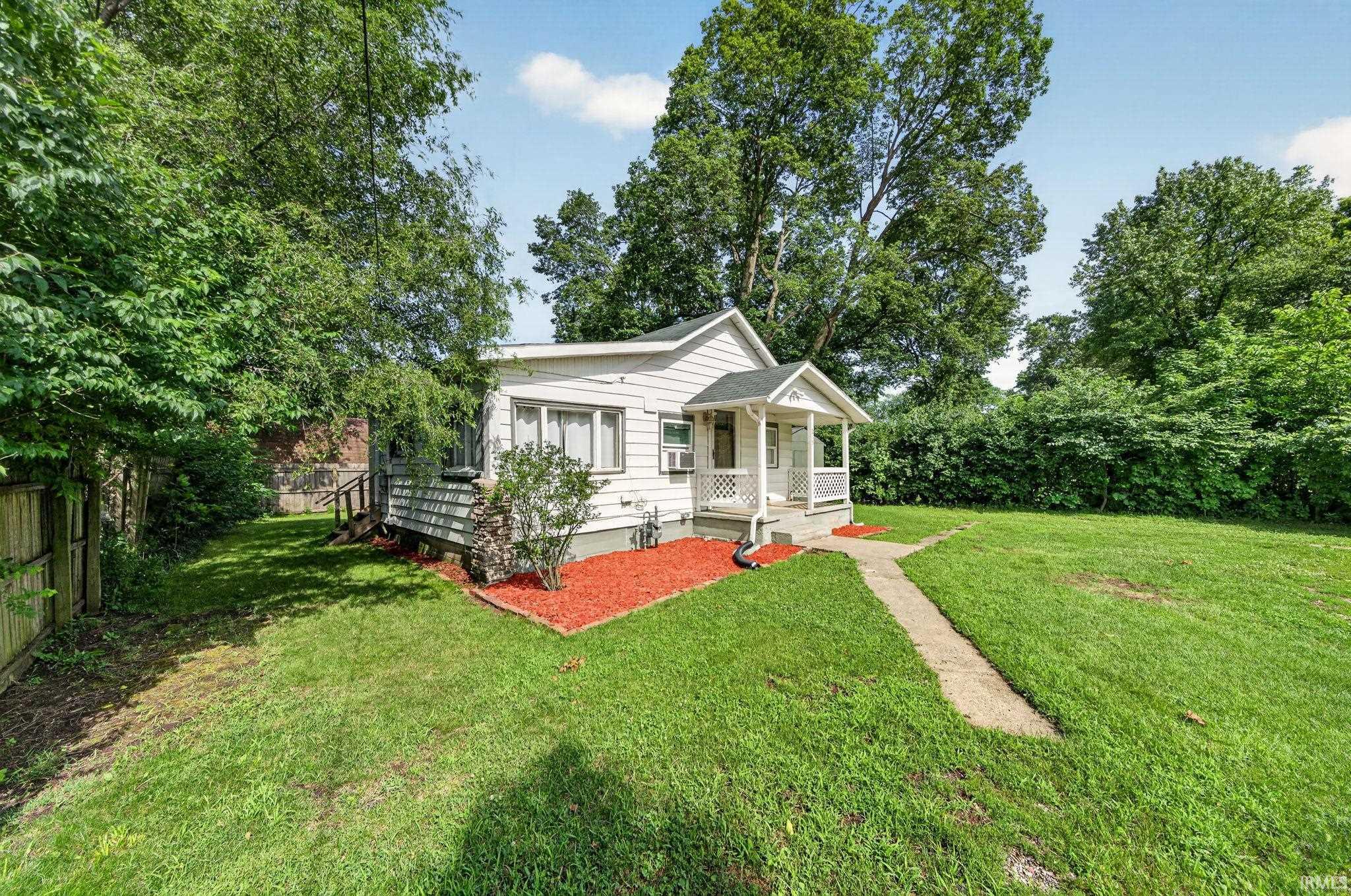 213 Riverview Avenue Elkhart IN 46516