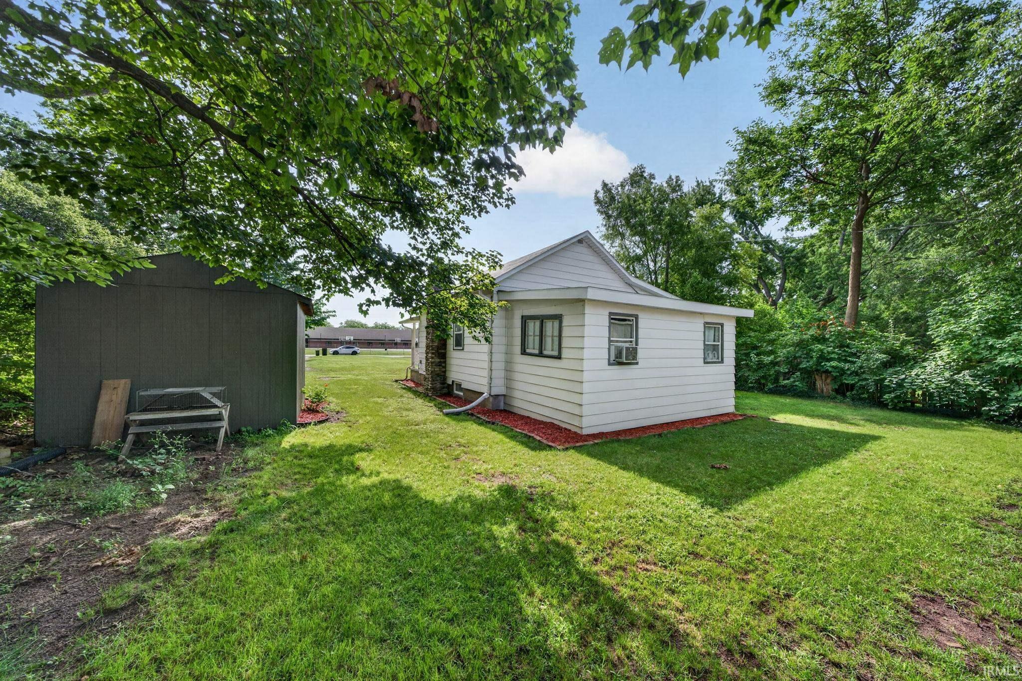 213 Riverview Avenue Elkhart IN 46516