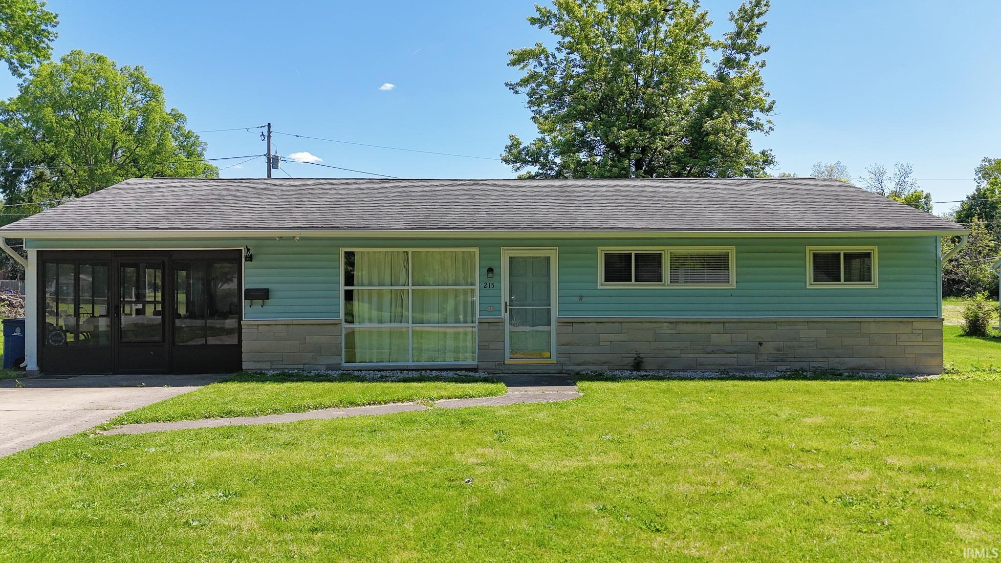 215 W Swayzee Street Marion IN 46952