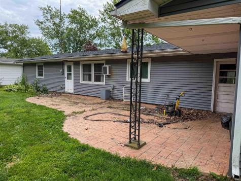1123 W Main Street Berne IN 46711