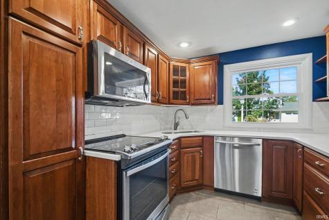 1336 Sunnymede Avenue South Bend IN 46615