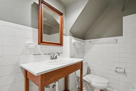 1336 Sunnymede Avenue South Bend IN 46615