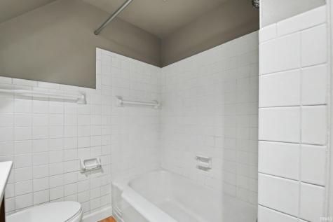 1336 Sunnymede Avenue South Bend IN 46615
