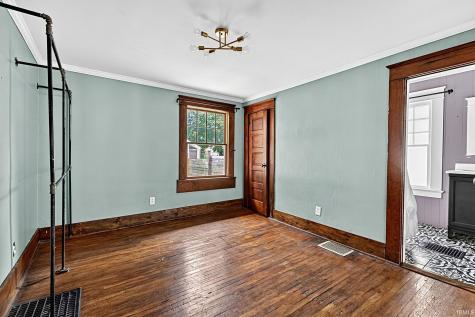 513 W Nelson Street Marion IN 46952