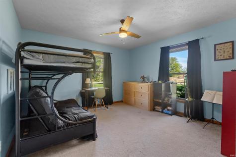 5802 E Chalmers Road Monticello IN 47960